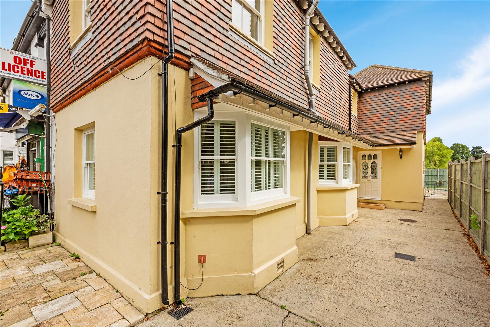 Estate Agents Wimbledon Andrew Scott Robertson. Wimbledon Estate Agent